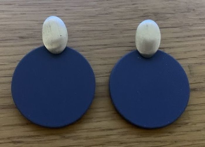 Boucles d'oreilles rondes bleues marine et argentées PROMOD (Neuves)