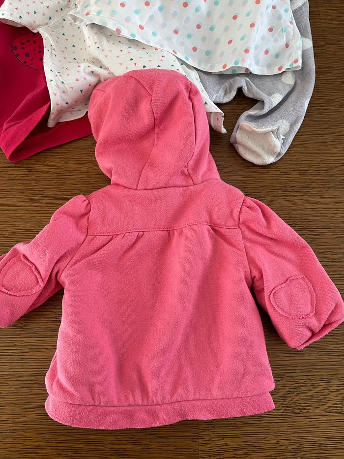 Lot ( bébé 3 mois) - photo numéro 4