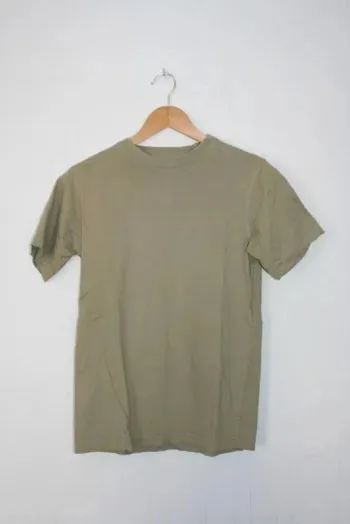 Tee shirt beige/kaki Kiabi taille 14 ans