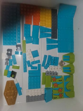 Pièce lego pour Mystèry Machine Scoubidou 75902 .