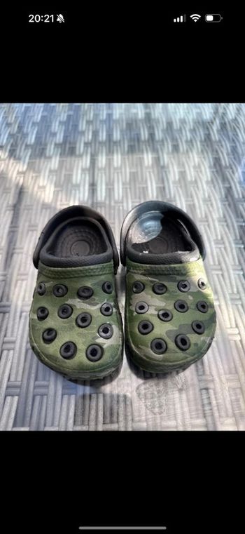 Crocs enfant t20 neuf