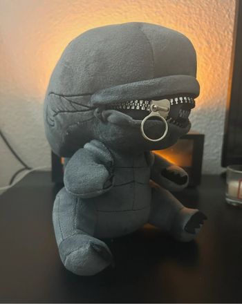 Peluche Alien grise neuve