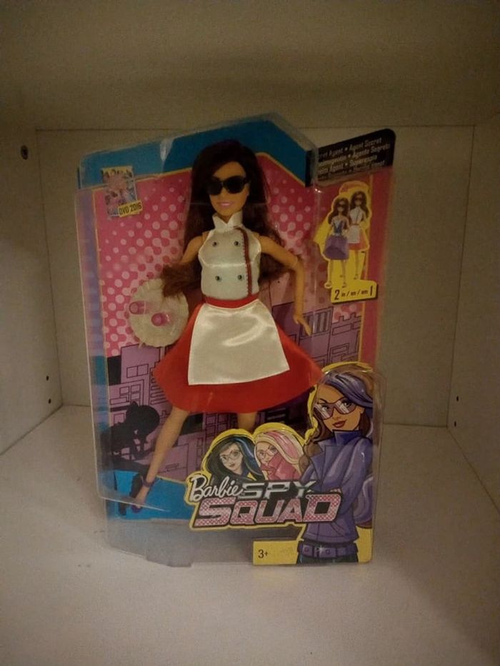 Barbie spy squad