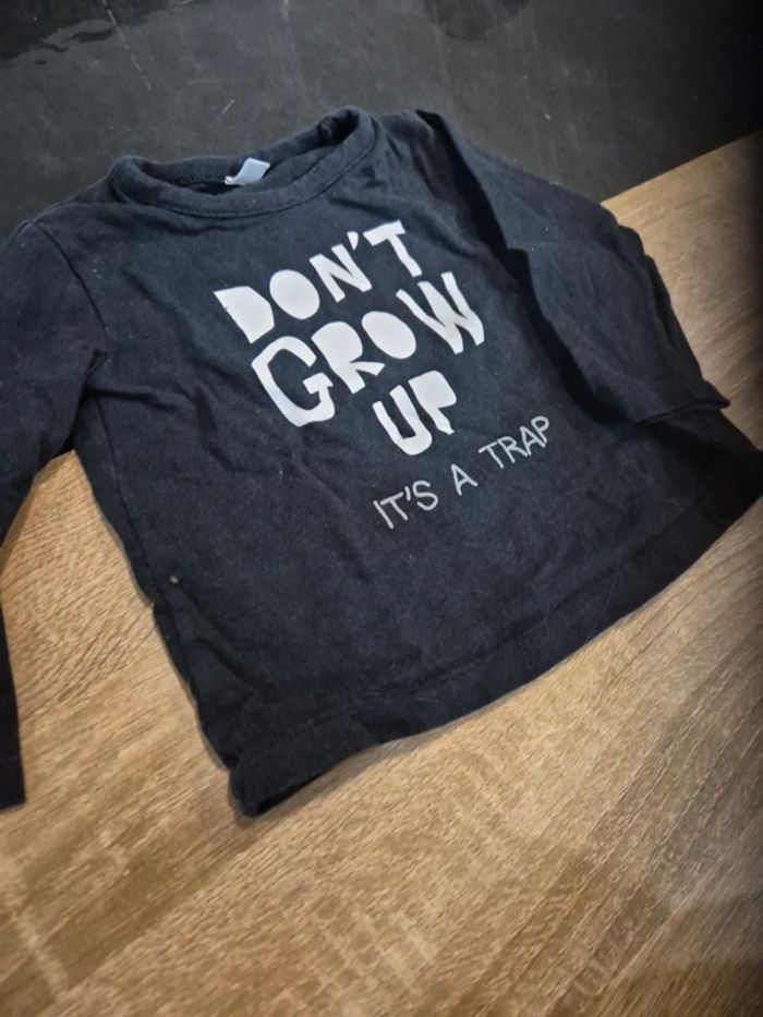 T shirt noir - photo numéro 2