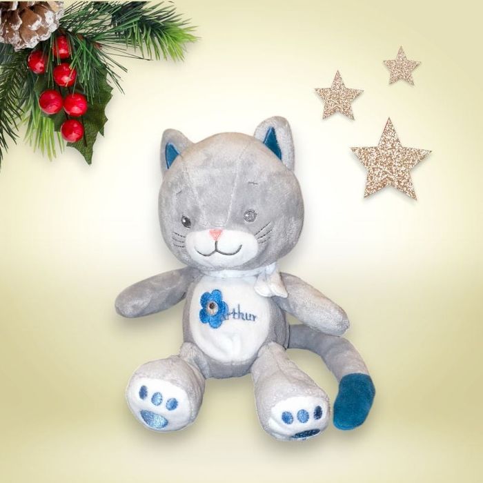 Jolie peluche Arthur hauteur 15, 5 cm env Excellent état général quasiment neuve