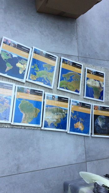 Lot encyclopedie monde avec index grand atlas universel