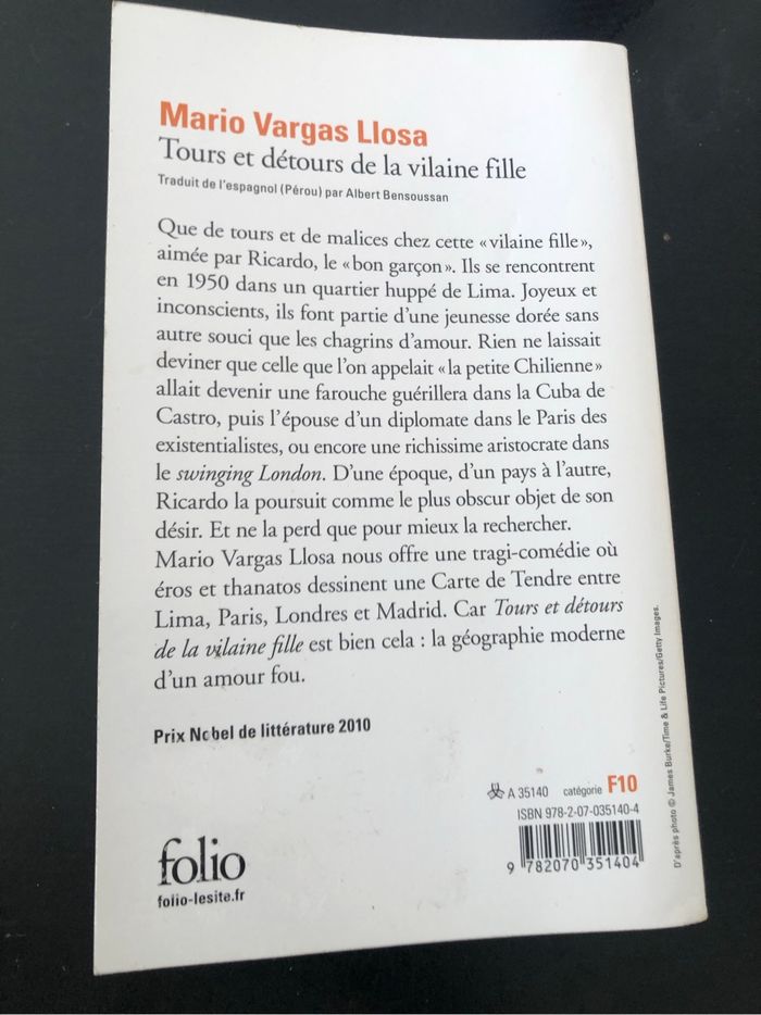 Tours et détours de la vilaine fille - photo numéro 2