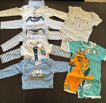 Lot 5 bodys manches longues et 2 bodys manches courtes 