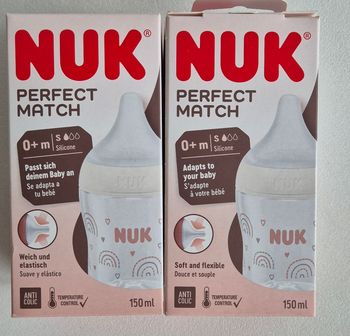 Lot 2 biberons nuk