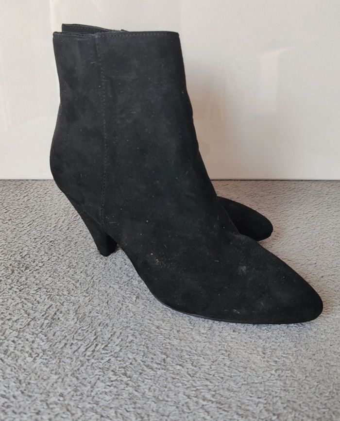 Camaïeu Bottines Suédées Noires Pointues à Talon – Taille 38 – Neuf sans Étiquette - photo numéro 2