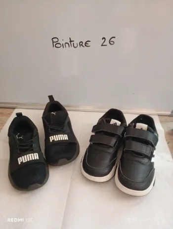 Lot de deux paires de basket 26