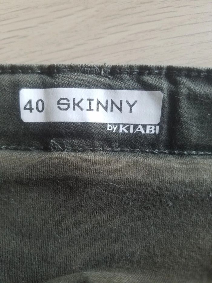 Jean maternité Kiabi kaki - photo numéro 2