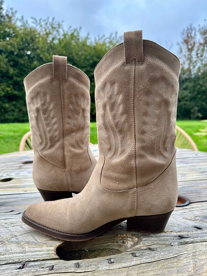 Bottes Santiags “Delea” beiges taille 38 Jonak