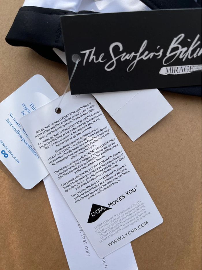 Haut de maillot blanc et noir - photo numéro 8