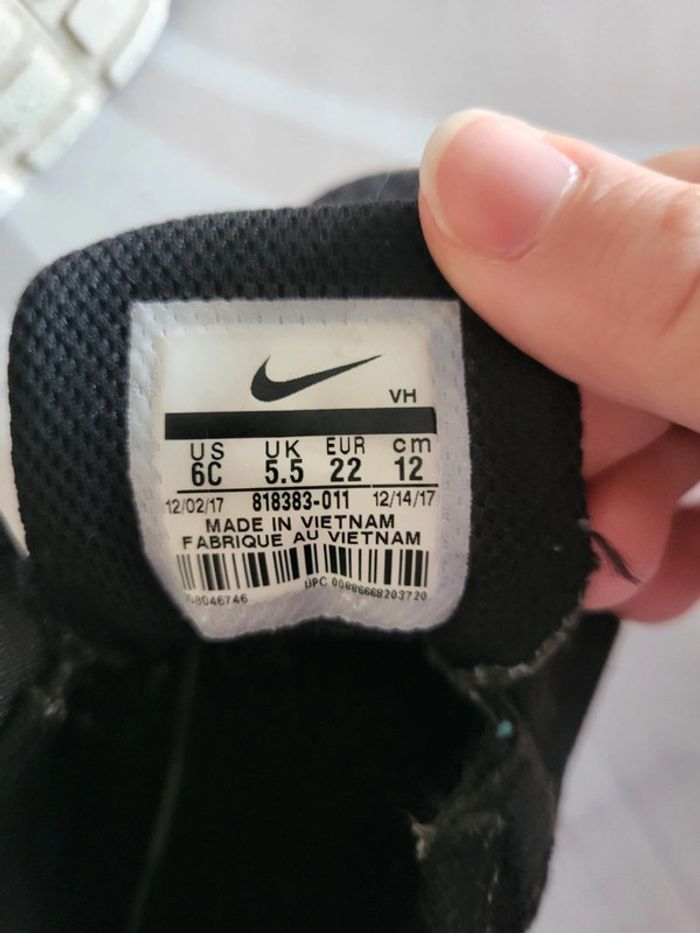 Chaussures pointure 22 - photo numéro 4