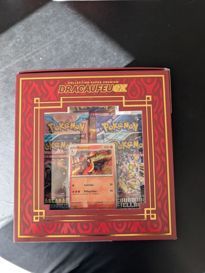 Pokémon coffret super premium Dracaufeu ex - photo numéro 3