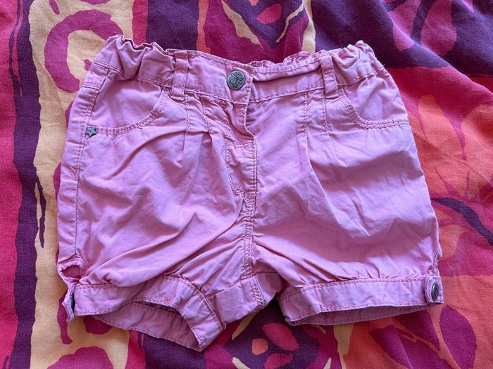 Short rose in extenso rose avec pressions 3 ans