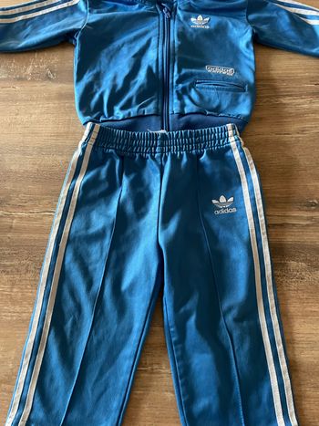Ensemble adidas
