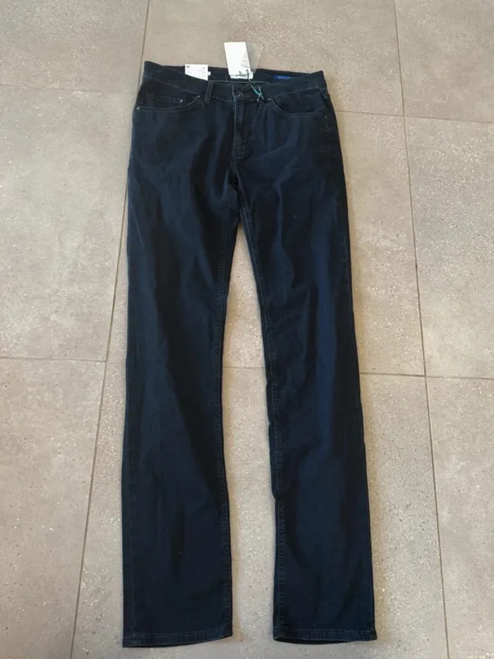 Pantalon bleu marine Pioneer, neuf avec étiquette, 42x115cm