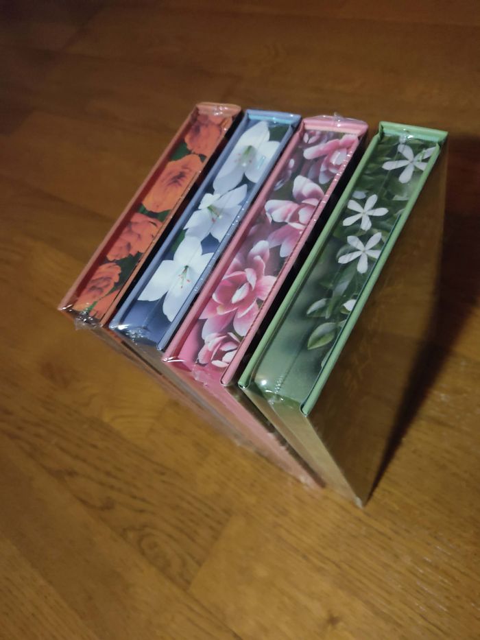 Intégrale Collector "Seasons" (Tomes 1,2,3 et 4) - Morgane Moncomble - photo numéro 5