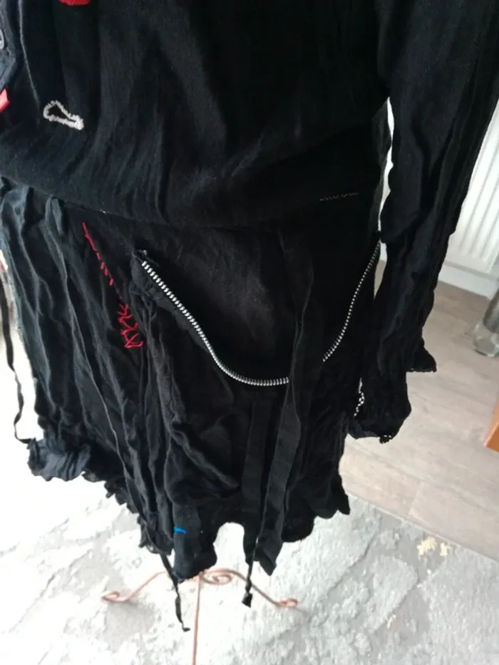 Robe noir et motifs dezigual - photo numéro 5