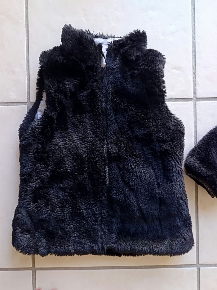 Lot vestes moumoute fille petit 4 ans - photo numéro 2