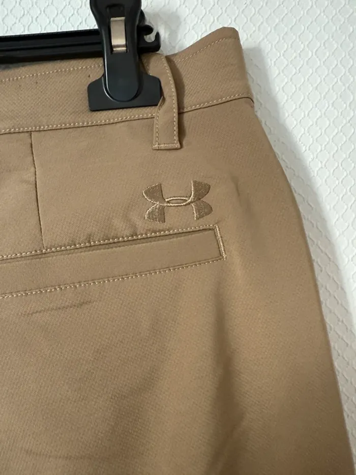 Short en très bon état marron under armour - photo numéro 5