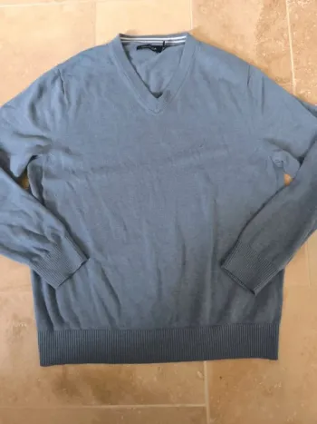 Pull col V homme Nautica bleu clair M excellent état