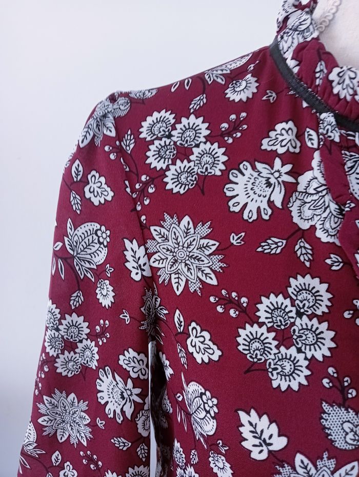 Magnifique blouse violette à fleurs taille 36 - photo numéro 5