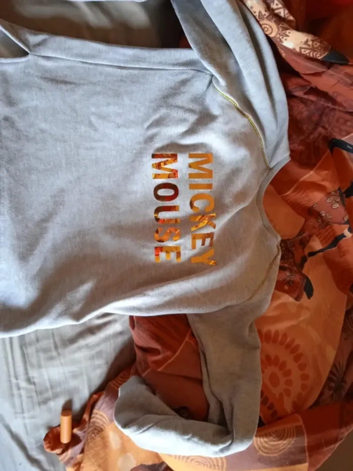 Pull Disney m - photo numéro 2