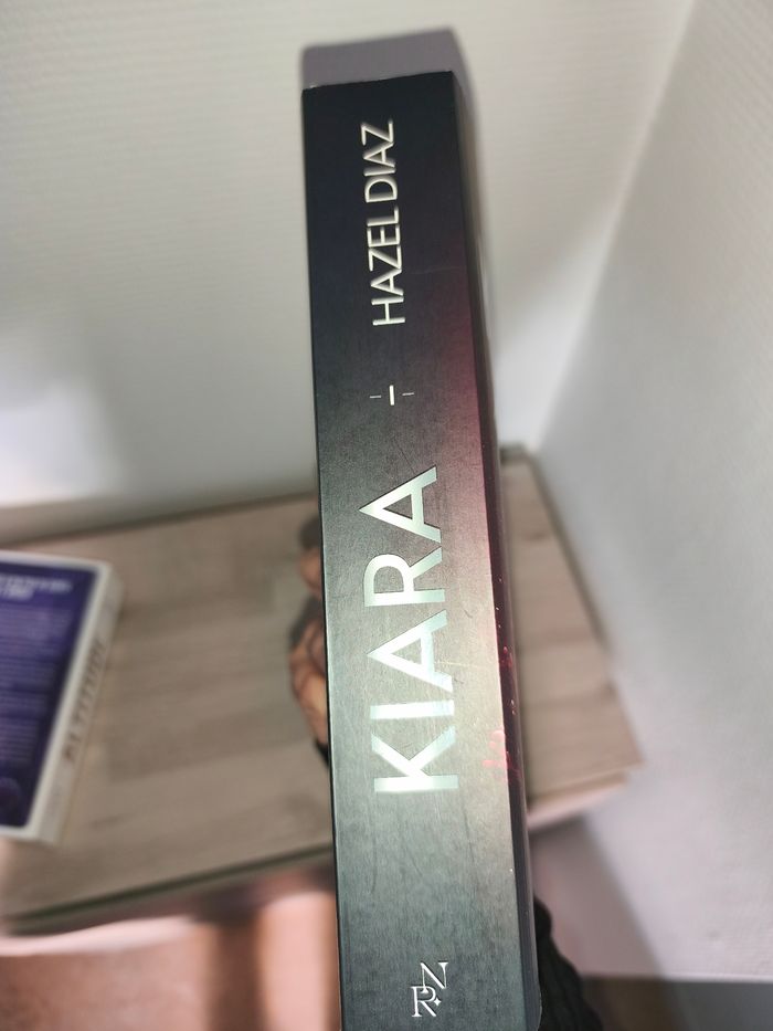 Livre broché Kiara tome 1 - photo numéro 3