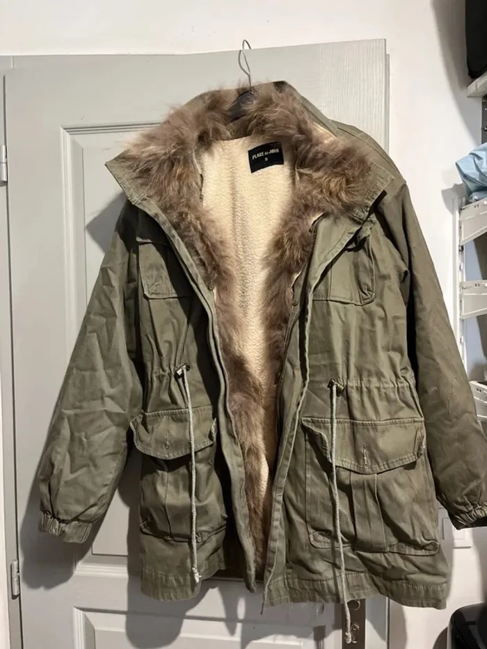 Deux. Vestes en une