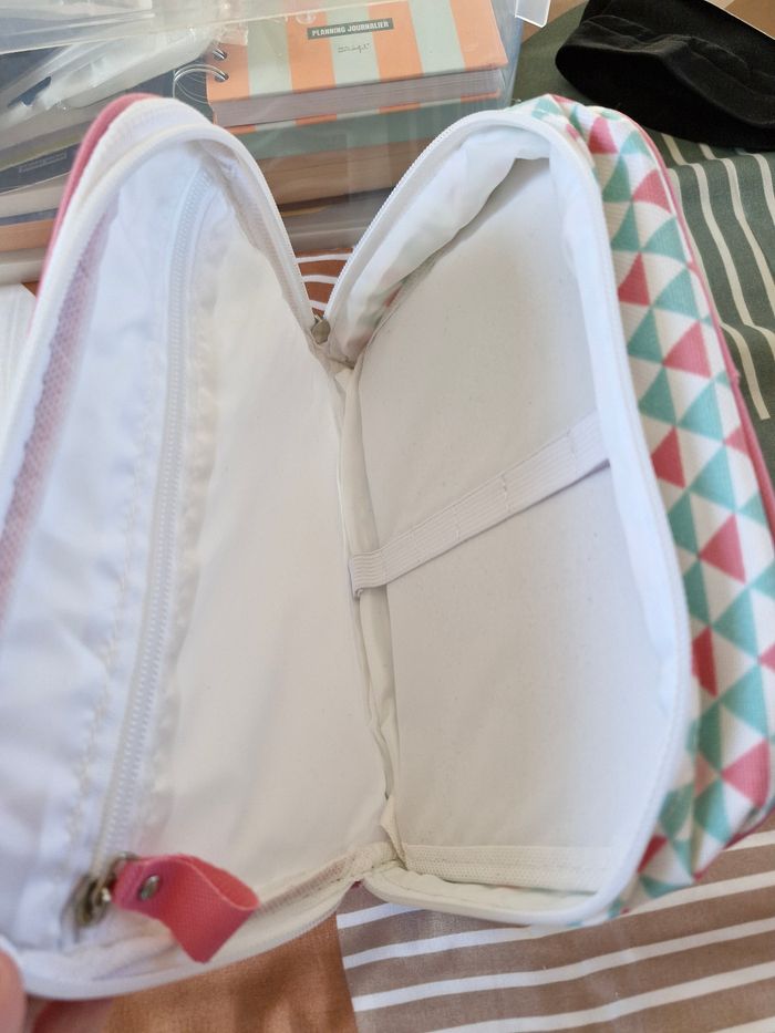 Pochette maquillage - photo numéro 2