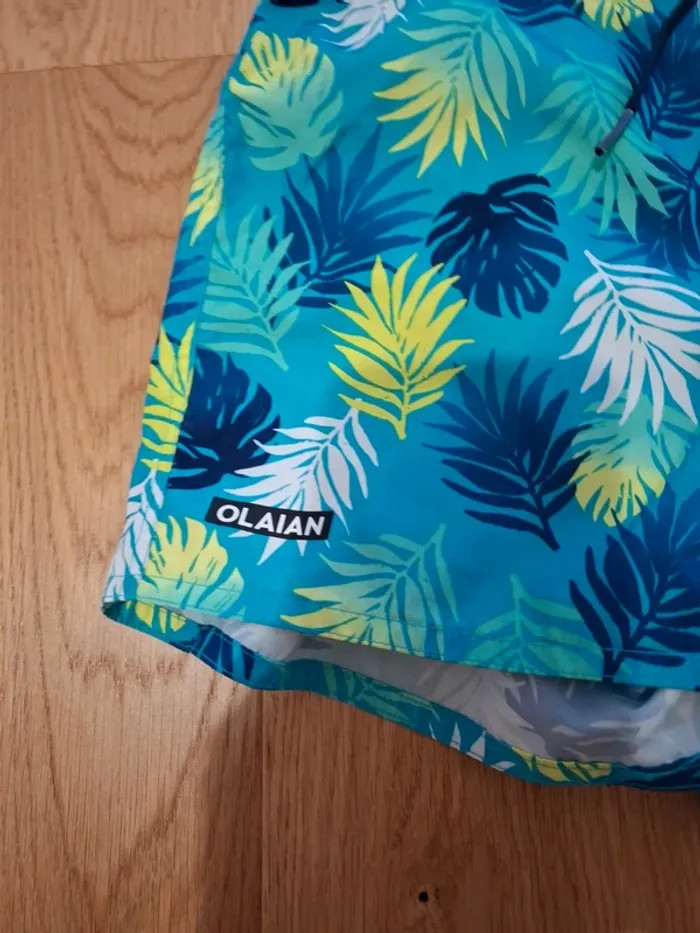 Short de bain 7/8 ans bleu tropical très bon état - photo numéro 3