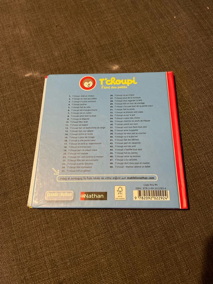 Livre Tchoupi fait du poney - photo numéro 2