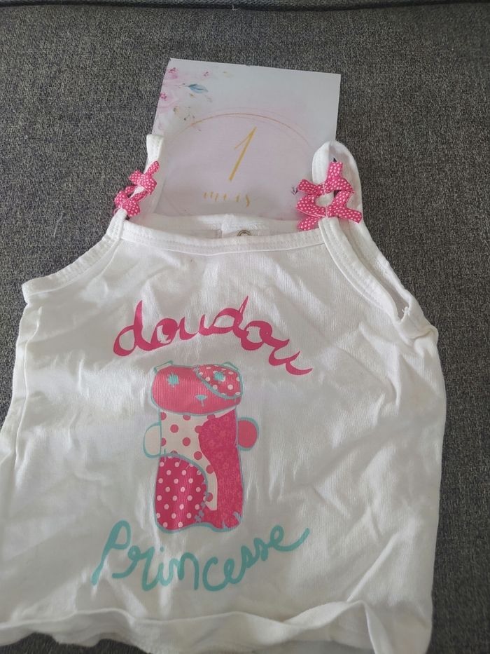 Lot 10 tee shirt fille 1 mois -séparable - photo numéro 9