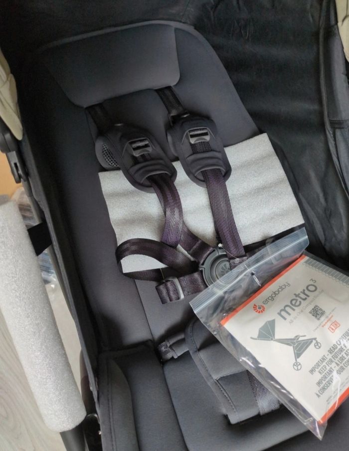 Poussette Ergobaby Metro 3 neuve - photo numéro 3