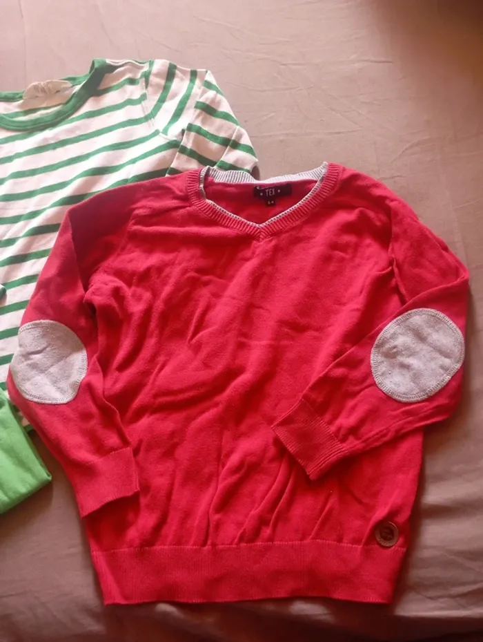 Un t shirt et deux longue manche garçon 110-116 - photo numéro 5