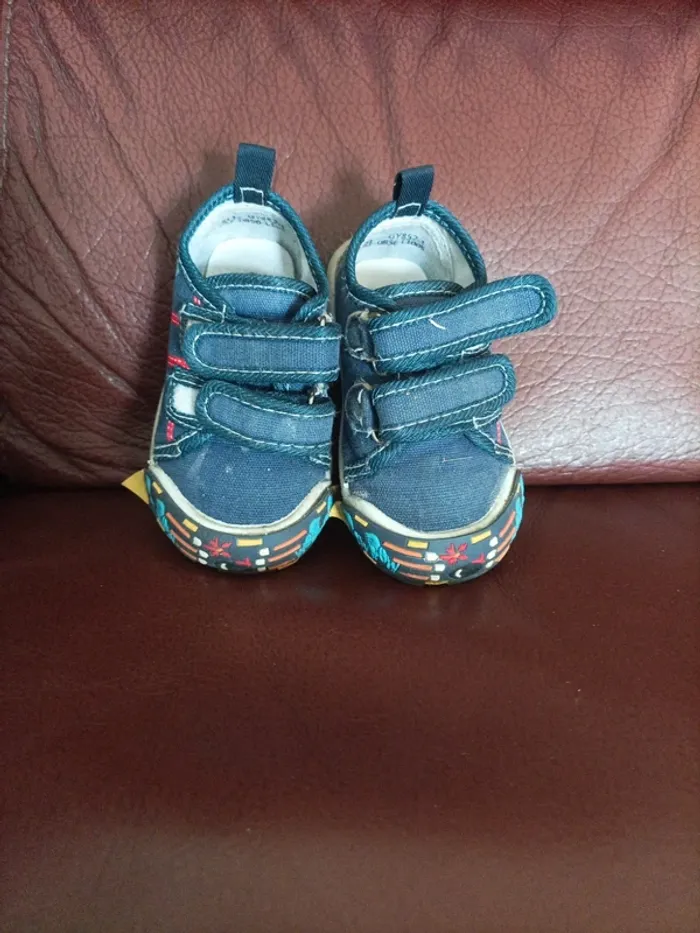 Lot Chaussures enfant - photo numéro 5