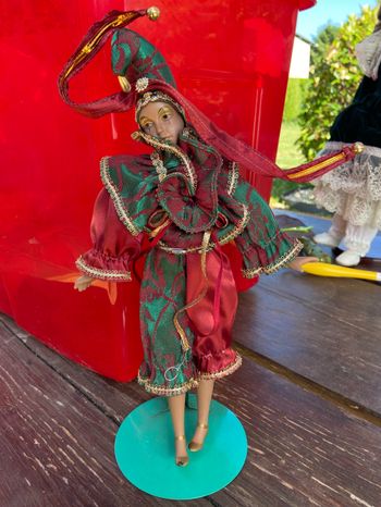 Arlequin en porcelaine