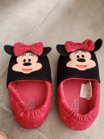 Chaussons Disney 29 minnie mouse