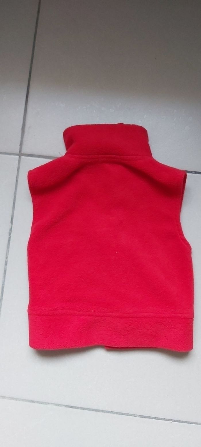 Veste polaire sans manche 1 an - photo numéro 6