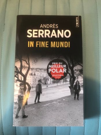 In fine mundi - Andrés Serrano