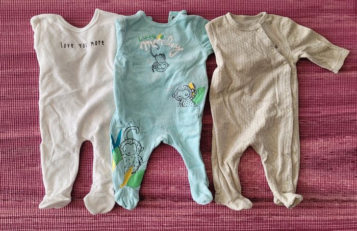 Lot 3 pyjamas 3M