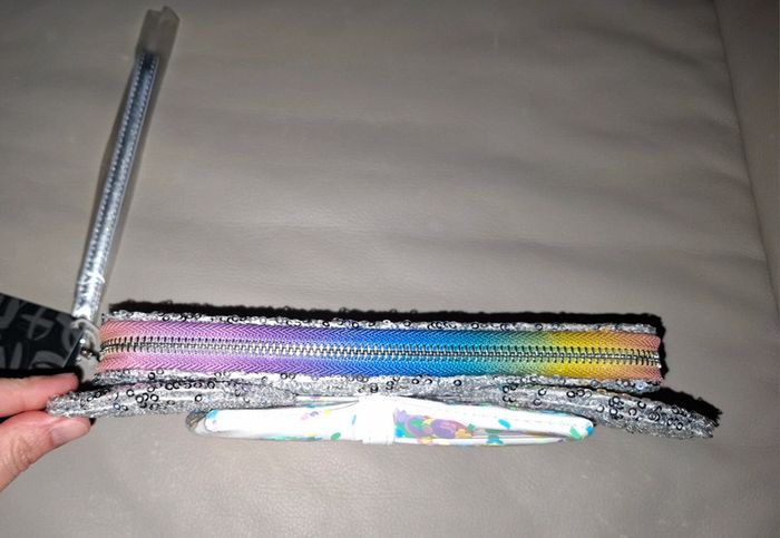 Portefeuille Loungefly Mickey Birthday disney - photo numéro 3