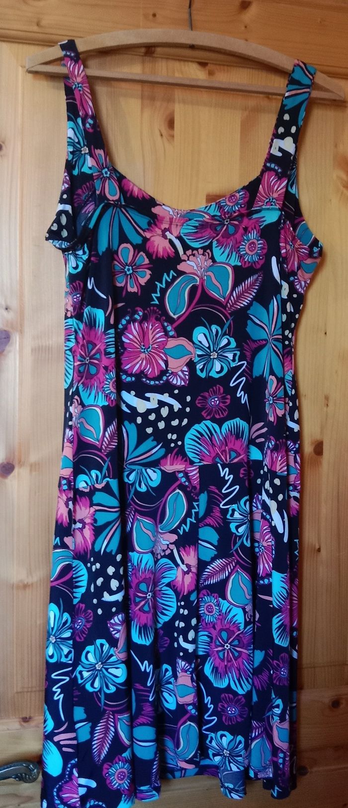 Robe Coline noire - photo numéro 2