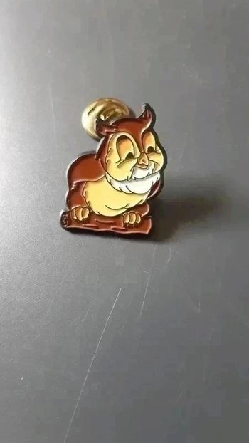 Pin's monsieur hibou Bambi