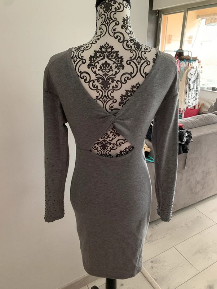 Robe Guess - photo numéro 2