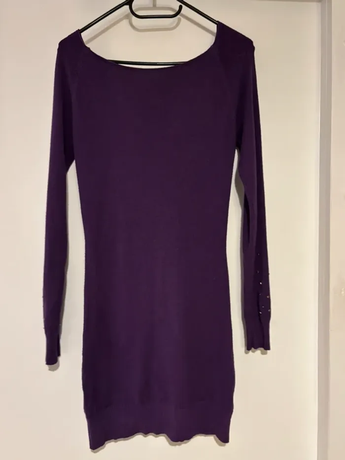 Jolie pull long violet taille unique