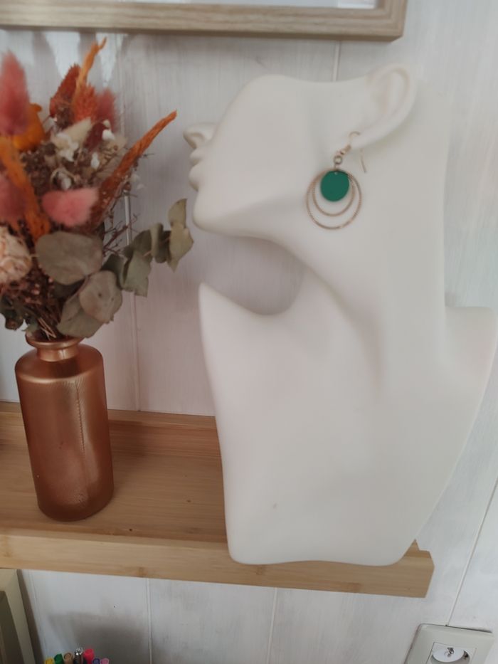 🌿 Boucles d’oreilles Cercle Vert Émeraude – Élégance & Originalité 🌿 - photo numéro 2